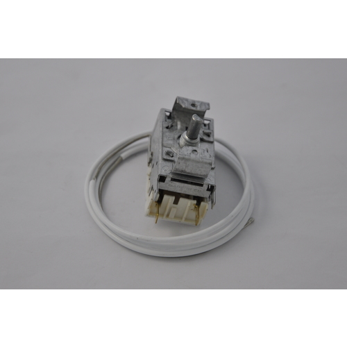 [BBSEA00020DA] Isotherm Thermostat CR42-BI40/41-TR825 [39211]